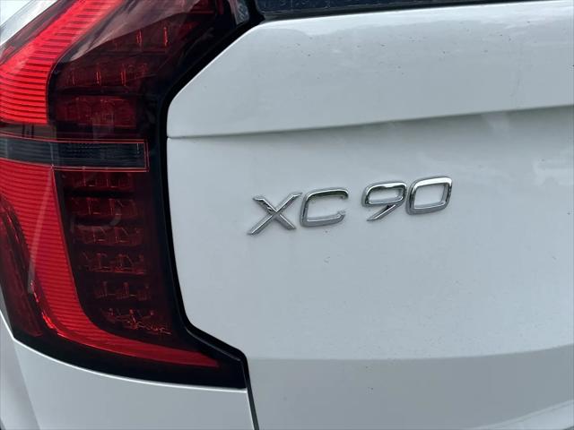 2026 Volvo XC90 Ultra, B6 AWD Gas (mild hybrid), Gasoline, Bright, 7 Seats