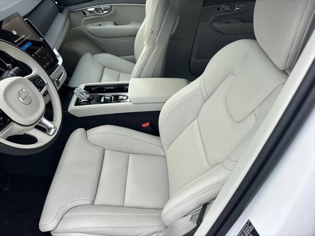 2026 Volvo XC90 Ultra, B6 AWD Gas (mild hybrid), Gasoline, Bright, 7 Seats