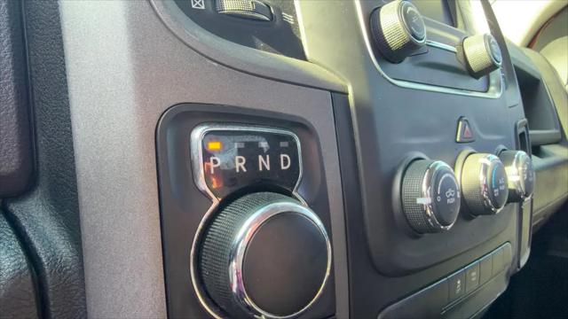 2019 Ram 1500 Classic Express Crew Cab 4x2 5'7" Box