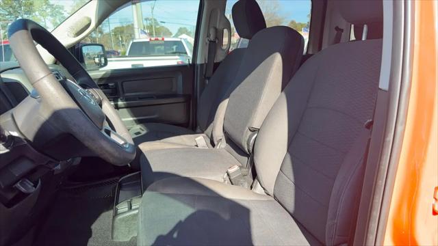 2019 Ram 1500 Classic Express Crew Cab 4x2 5'7" Box