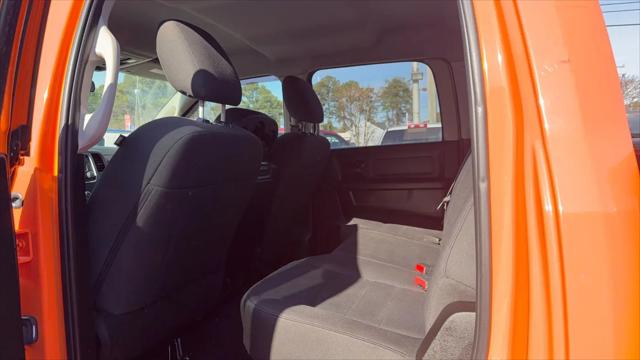 2019 Ram 1500 Classic Express Crew Cab 4x2 5'7" Box