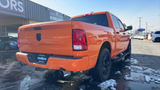 2019 Ram 1500 Classic Express Crew Cab 4x2 5'7" Box