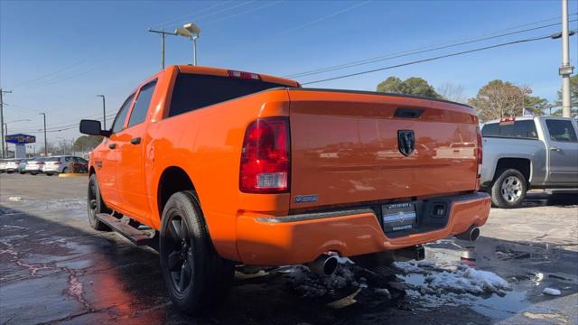 2019 Ram 1500 Classic Express Crew Cab 4x2 5'7" Box