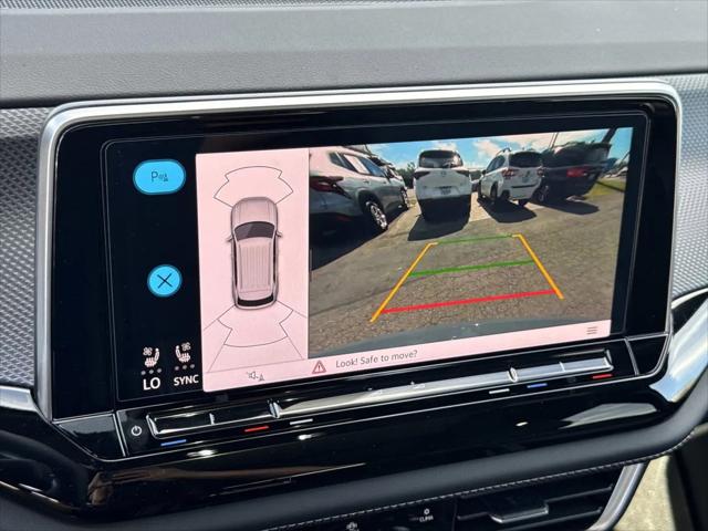 2026 Volkswagen Atlas Cross Sport SEL R-Line Black
