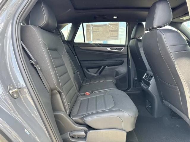2026 Volkswagen Atlas Cross Sport SEL R-Line Black