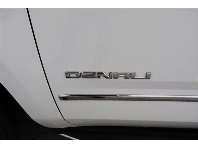 2020 GMC Yukon 4WD Denali