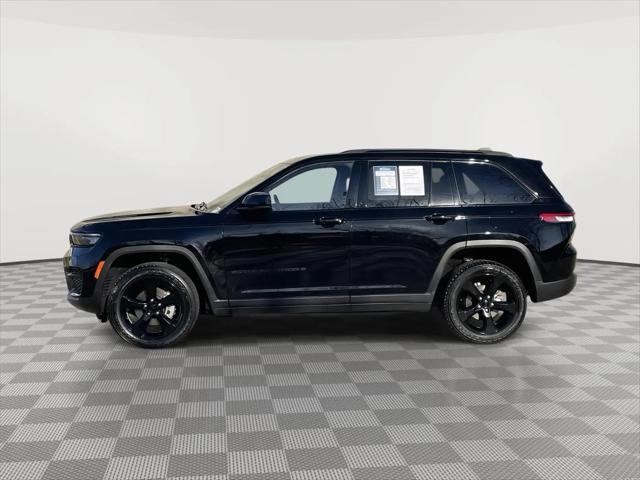 2022 Jeep Grand Cherokee Altitude 4x4