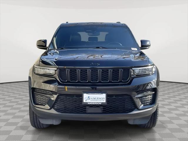 2022 Jeep Grand Cherokee Altitude 4x4
