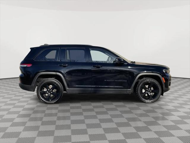 2022 Jeep Grand Cherokee Altitude 4x4