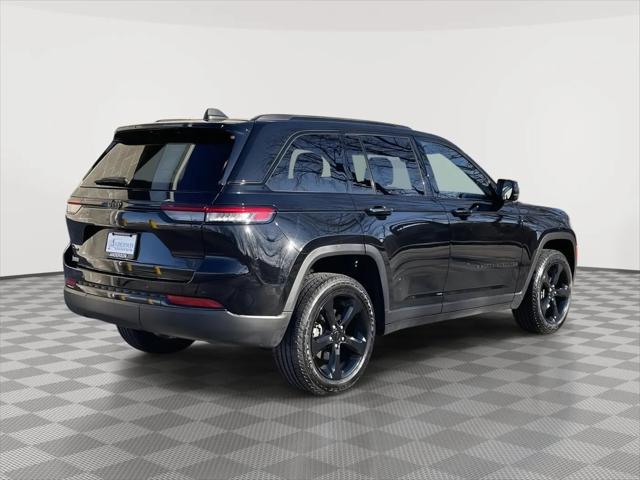 2022 Jeep Grand Cherokee Altitude 4x4
