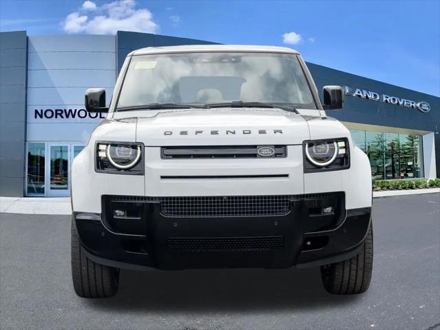 2026 Land Rover Defender P400 X-Dynamic SE