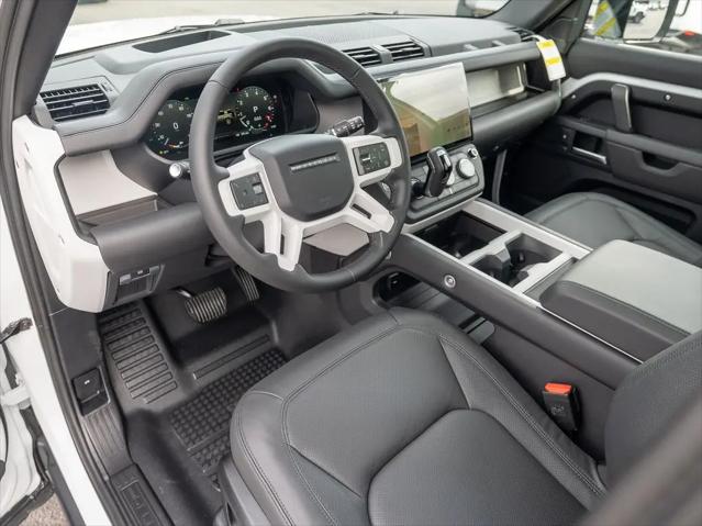 2026 Land Rover Defender P400 X-Dynamic SE