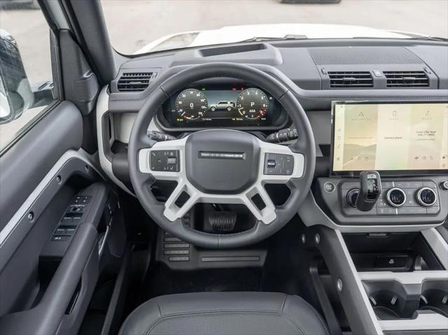2026 Land Rover Defender P400 X-Dynamic SE
