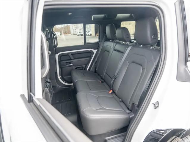 2026 Land Rover Defender P400 X-Dynamic SE