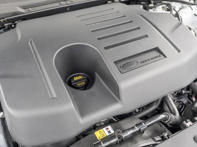 2026 Land Rover Defender P400 X-Dynamic SE