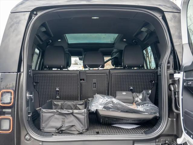 2026 Land Rover Defender P400 X-Dynamic SE