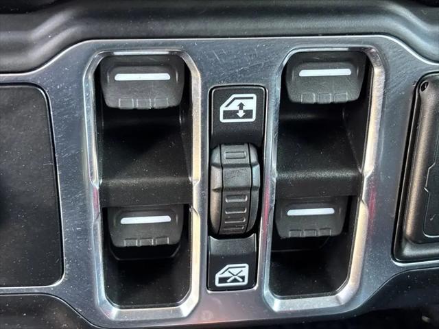 2023 Jeep Wrangler 4-Door Sahara 4x4