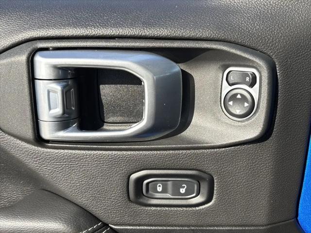 2023 Jeep Wrangler 4-Door Sahara 4x4