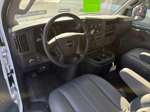 2025 GMC Savana Cargo RWD 2500 Regular Wheelbase Work Van