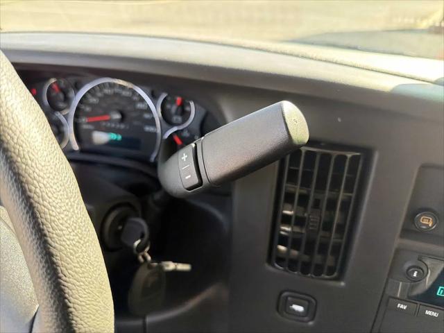 2025 GMC Savana Cargo RWD 2500 Regular Wheelbase Work Van