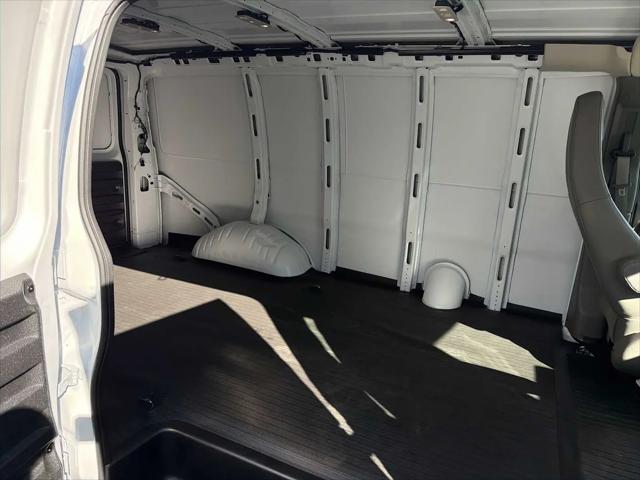 2025 GMC Savana Cargo RWD 2500 Regular Wheelbase Work Van
