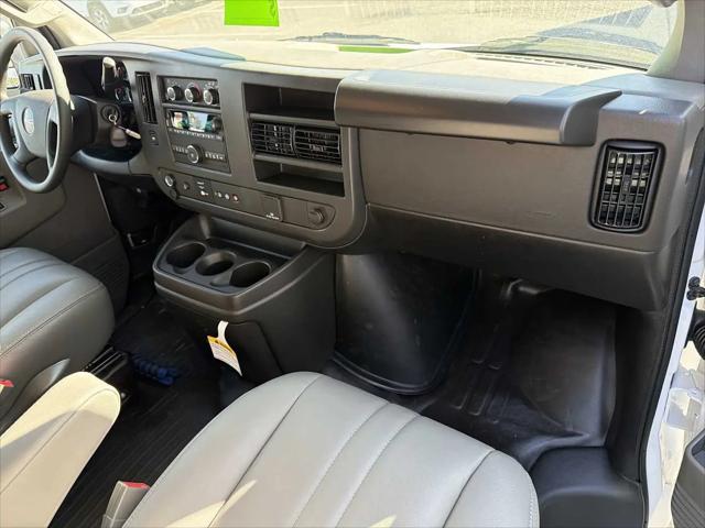 2025 GMC Savana Cargo RWD 2500 Regular Wheelbase Work Van