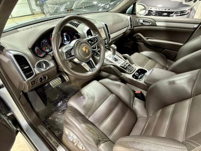 2016 Porsche Cayenne GTS