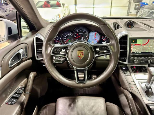 2016 Porsche Cayenne GTS