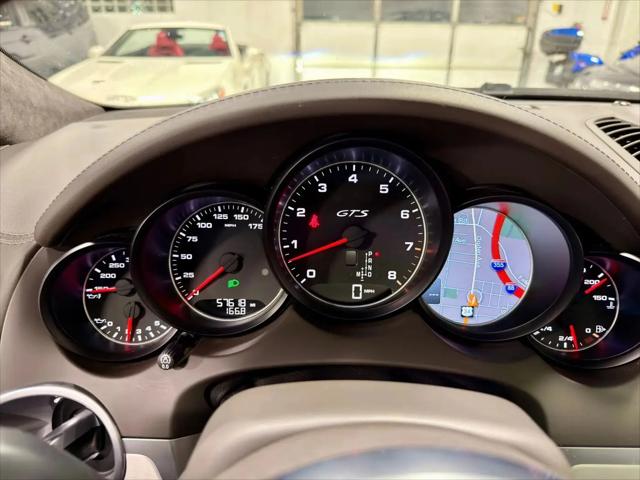2016 Porsche Cayenne GTS