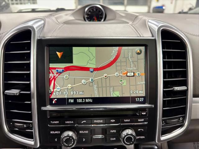 2016 Porsche Cayenne GTS
