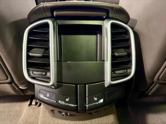 2016 Porsche Cayenne GTS