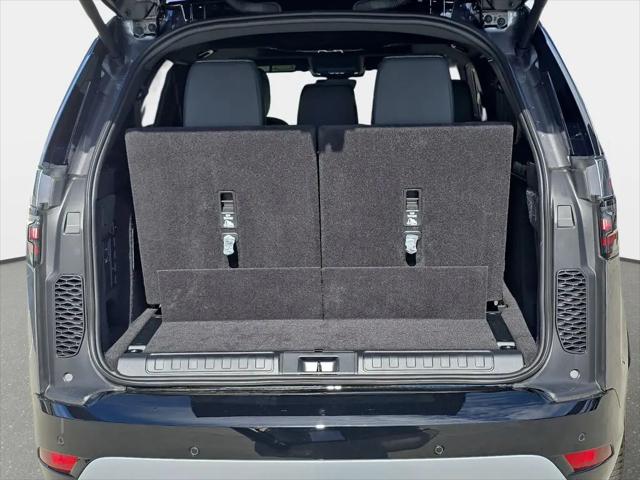 2026 Land Rover Discovery Gemini Edition