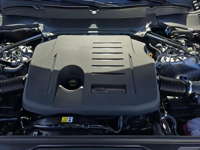 2026 Land Rover Discovery Gemini Edition