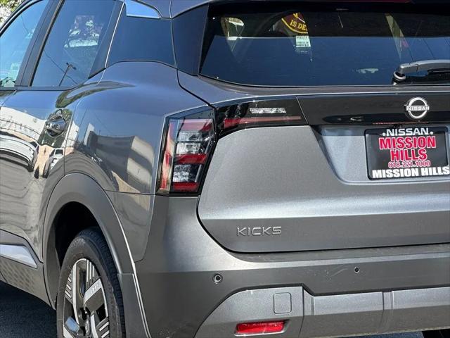 2025 Nissan Kicks SV FWD