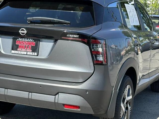 2025 Nissan Kicks SV FWD