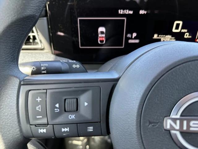 2025 Nissan Kicks SV FWD