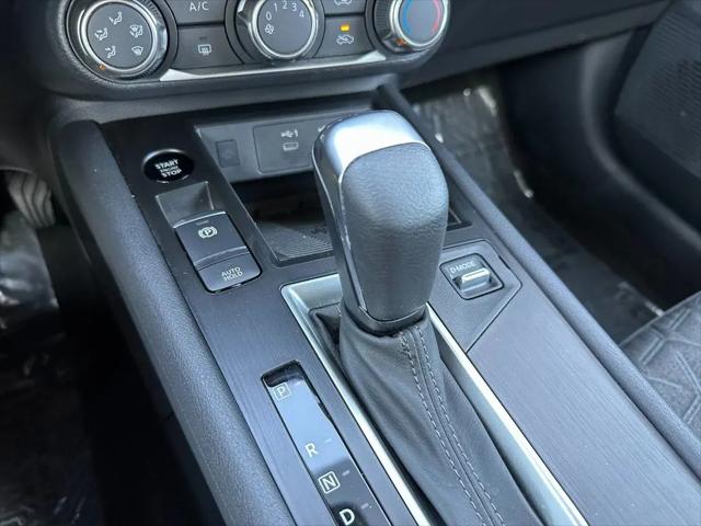2025 Nissan Kicks SV FWD