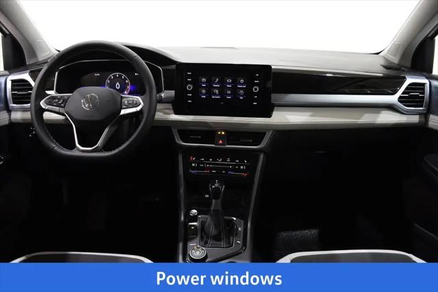 2026 Volkswagen Taos SE