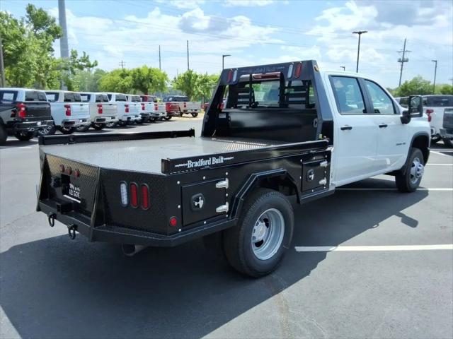 2026 Chevrolet Silverado 3500HD Crew Cab, Long Bed, WT Dual Rear Wheel, RWD