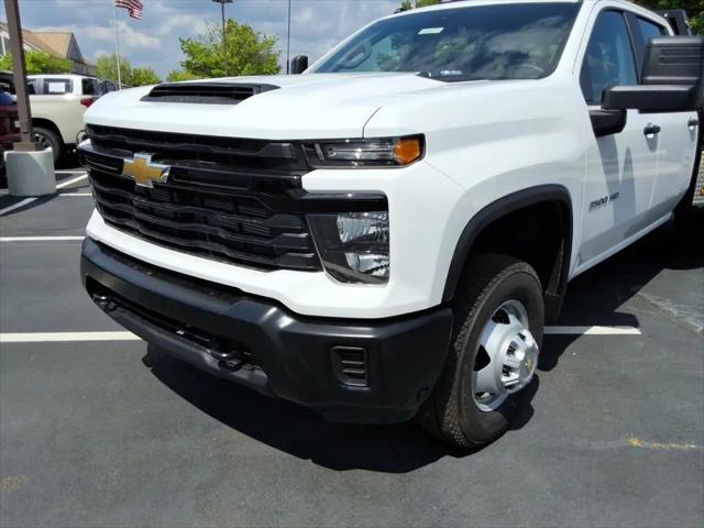 2026 Chevrolet Silverado 3500HD Crew Cab, Long Bed, WT Dual Rear Wheel, RWD