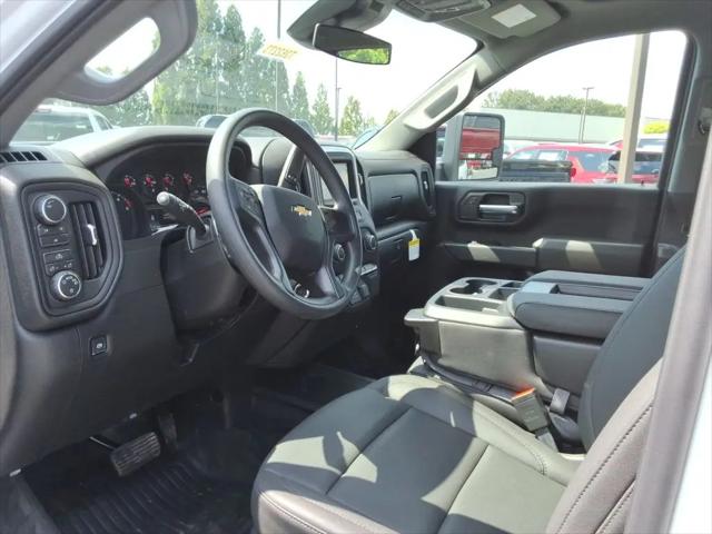 2026 Chevrolet Silverado 3500HD Crew Cab, Long Bed, WT Dual Rear Wheel, RWD