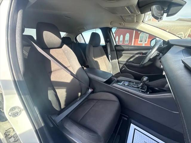 2019 Mazda Mazda3 Select Package