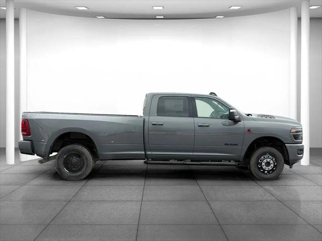 2026 Ram 3500 Laramie Crew Cab 4x4 8' Box