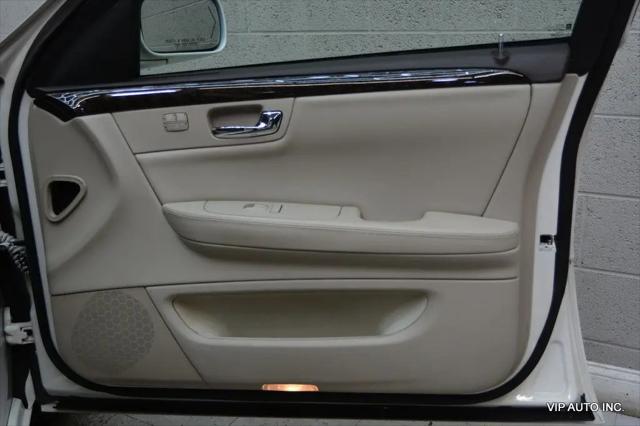 2009 Cadillac DTS 1SB