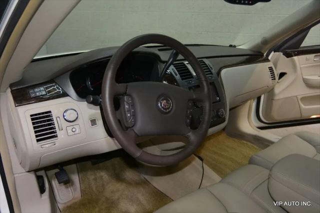 2009 Cadillac DTS 1SB