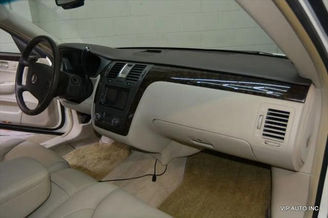 2009 Cadillac DTS 1SB