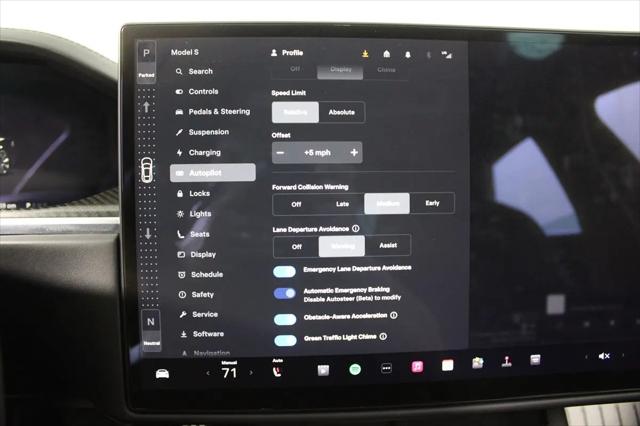 2022 Tesla Model S Plaid Tri Motor All-Wheel Drive