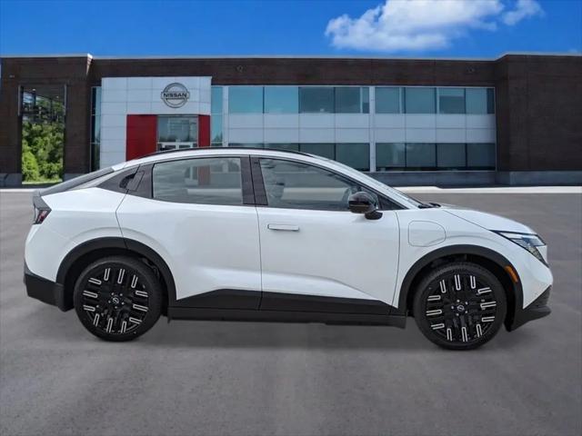 2026 Nissan LEAF PLATINUM+