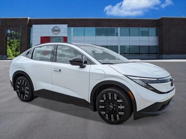 2026 Nissan LEAF PLATINUM+