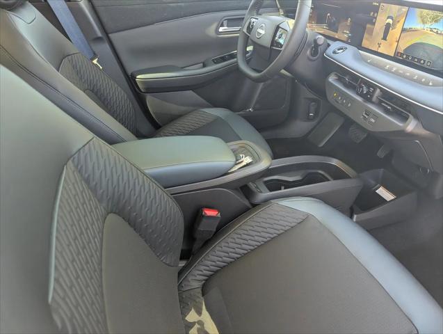 2026 Nissan LEAF PLATINUM+